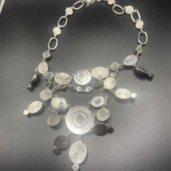 Signed White House Black Market Necklace Lace Pearl Crystal Bib Statement 16"+2" - Picture 7 of 8